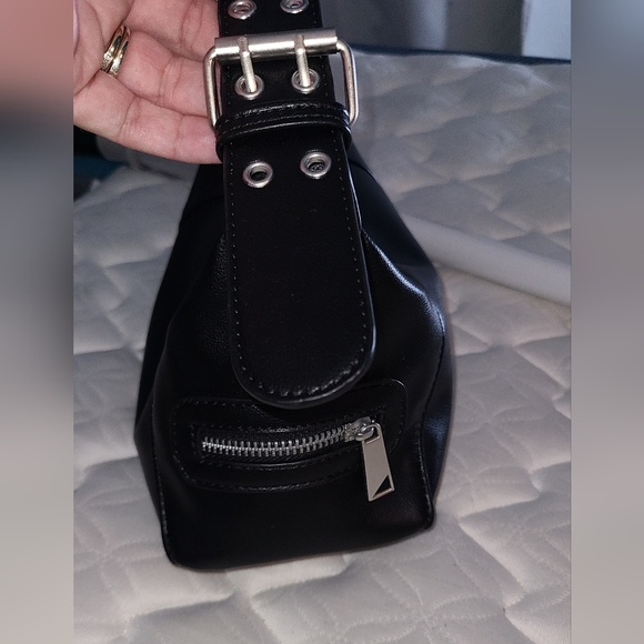 French Connection small handbag - Picture 5 of 5